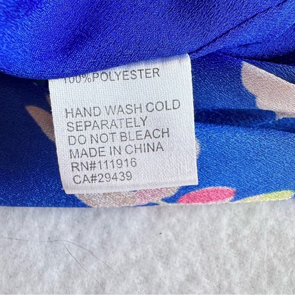 Yumi Kim Blue Floral Romper Size S - Picture 12 of 13